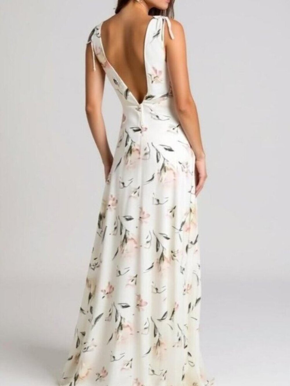 Lulus Romantic Possibilities Floral Maxi Dress Off White Small NWT